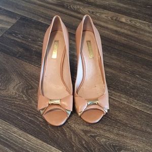 Bow detail heels